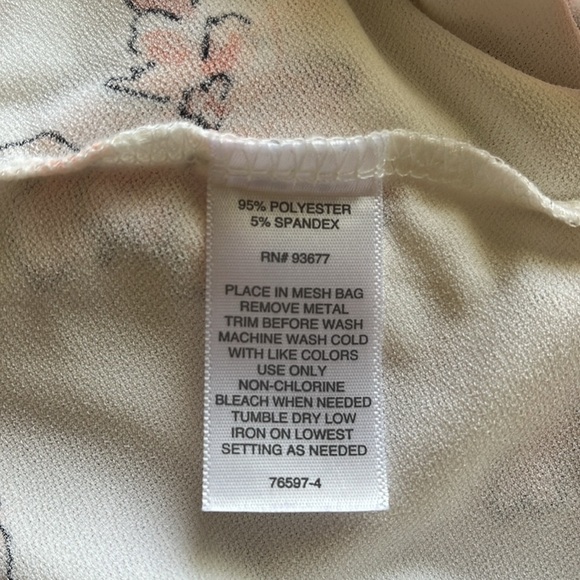 Liz Claiborne Blouse White Floral Print V Neck Opening Size XXL Short Sleeve - Picture 7 of 14